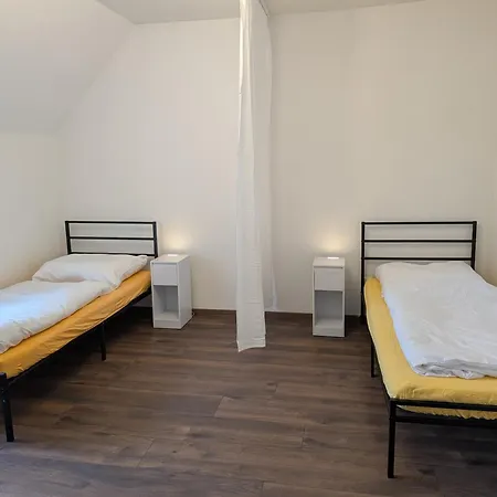 Crew Base Apartament